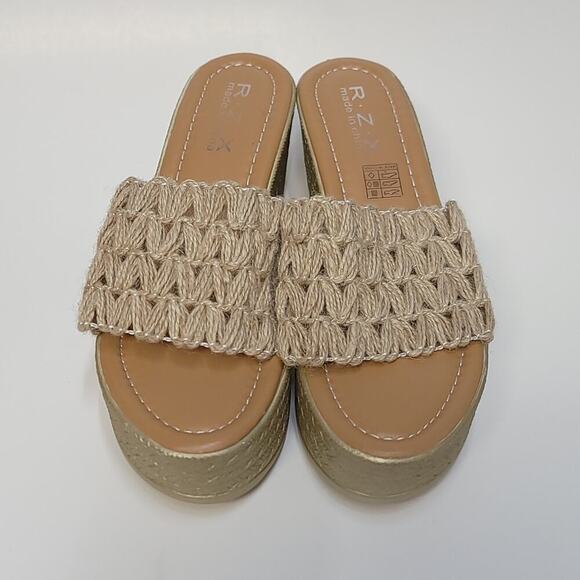 RZX Wedge Sandal Size 39 Boho Faux Espadrille Super Lightweight Summer Shoe Gold - Picture 4 of 14